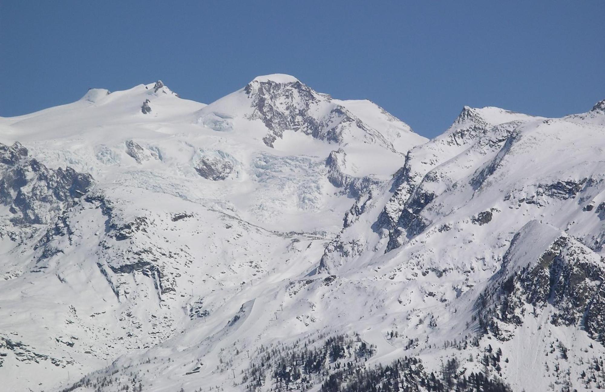 Residence Lo Peyo Champoluc Luaran gambar