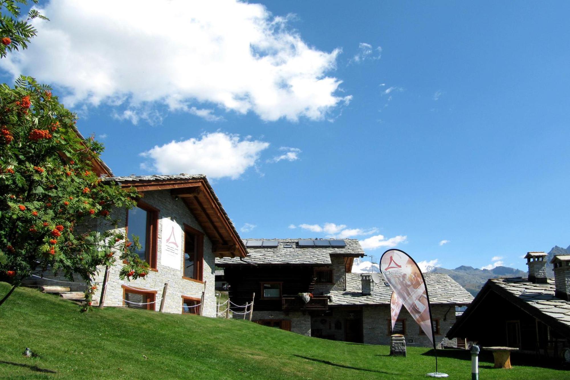 Residence Lo Peyo Champoluc Luaran gambar