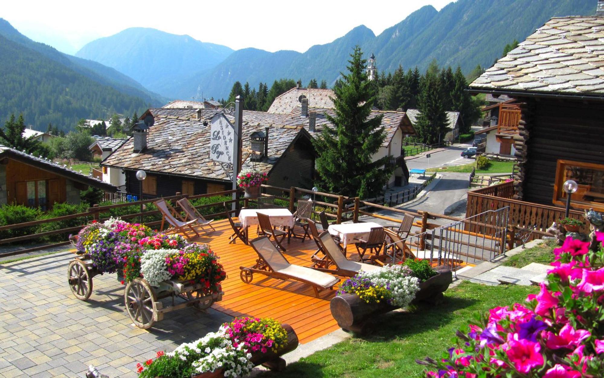 Residence Lo Peyo Champoluc Luaran gambar