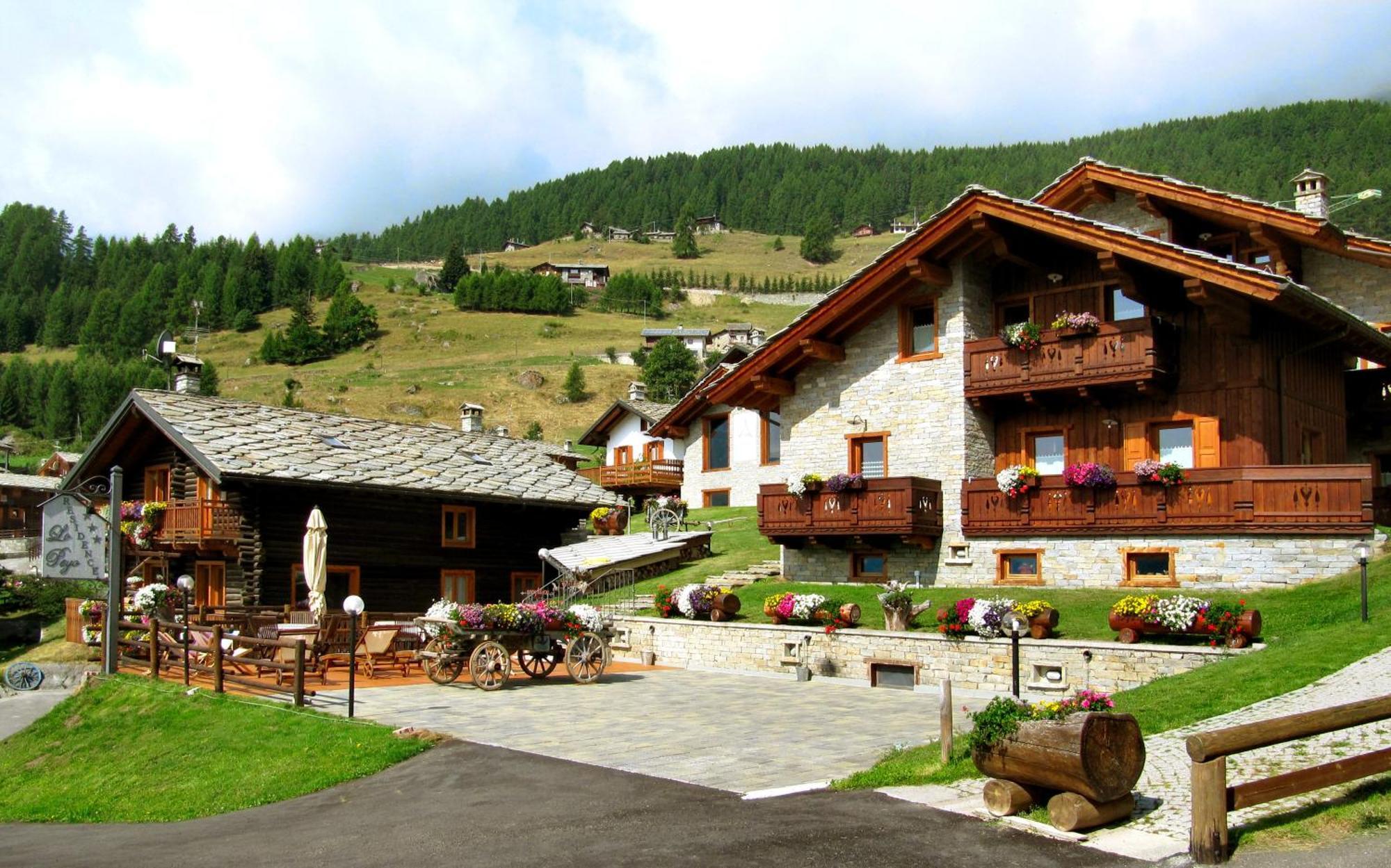 Residence Lo Peyo Champoluc Luaran gambar